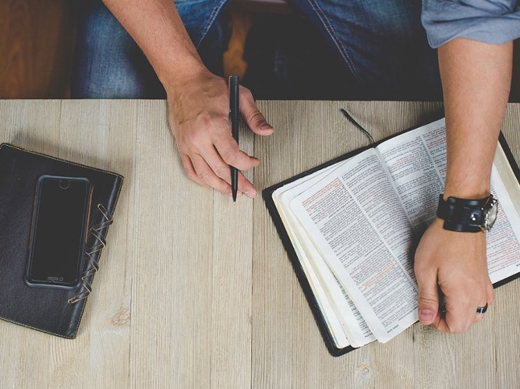 Fixing Our Eyes on Jesus